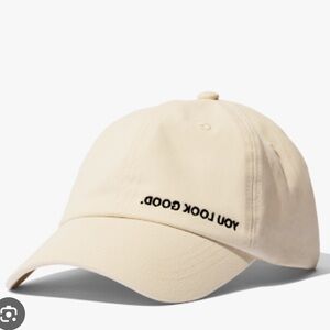 NWOT Glossier Hat